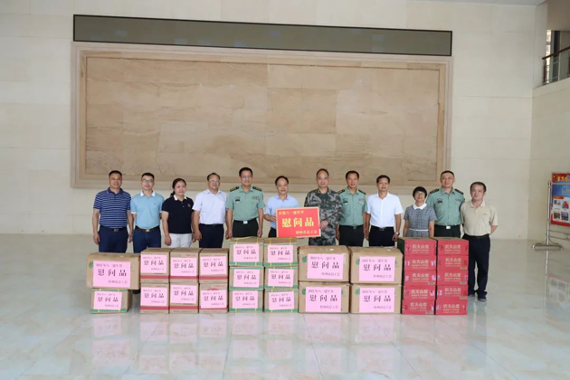 梧州市總工會(huì)領(lǐng)導(dǎo)班子“八一”走訪慰問(wèn)部隊(duì)官兵，共敘軍民魚(yú)水情