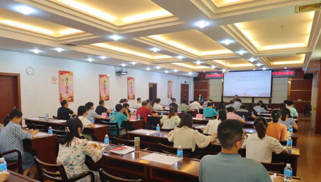 【推進(jìn)“產(chǎn)改”進(jìn)行時】強(qiáng)培訓(xùn)精業(yè)務(wù) 抓落實(shí)促改革