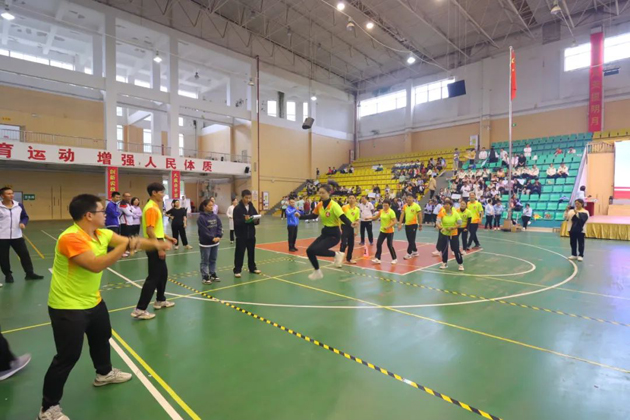 一起“趣”運(yùn)動(dòng)！2023年梧州市教職工趣味體育運(yùn)動(dòng)會(huì)歡樂(lè)無(wú)限