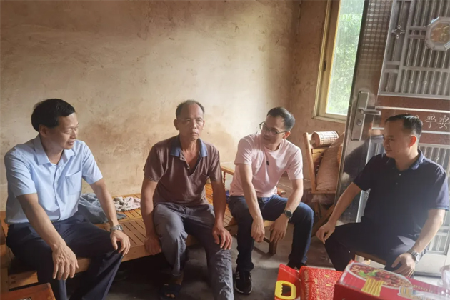 市總工會開展入戶走訪，助力鄉(xiāng)村振興工作