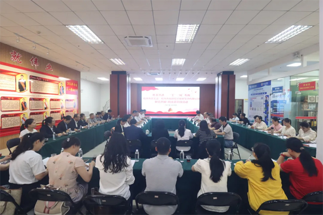 攜手共進(jìn) “工”“城”有我｜梧州市總工會(huì)、梧州市城建投資發(fā)展集團(tuán)有限公司聯(lián)合開(kāi)展主題黨日活動(dòng)