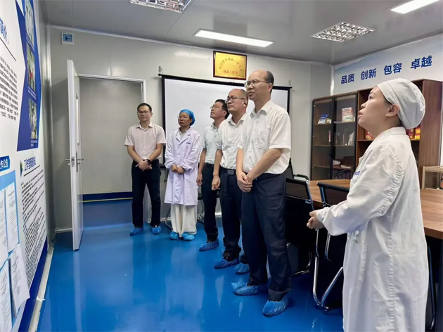 梧州市總工會開展專題調(diào)研 推進企業(yè)工會規(guī)范化建設(shè)