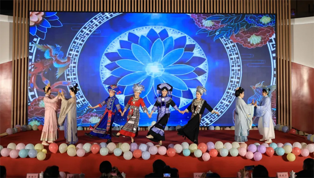 “三八”國(guó)際婦女節(jié)期間，我市各級(jí)工會(huì)舉辦系列慶?；顒?dòng)